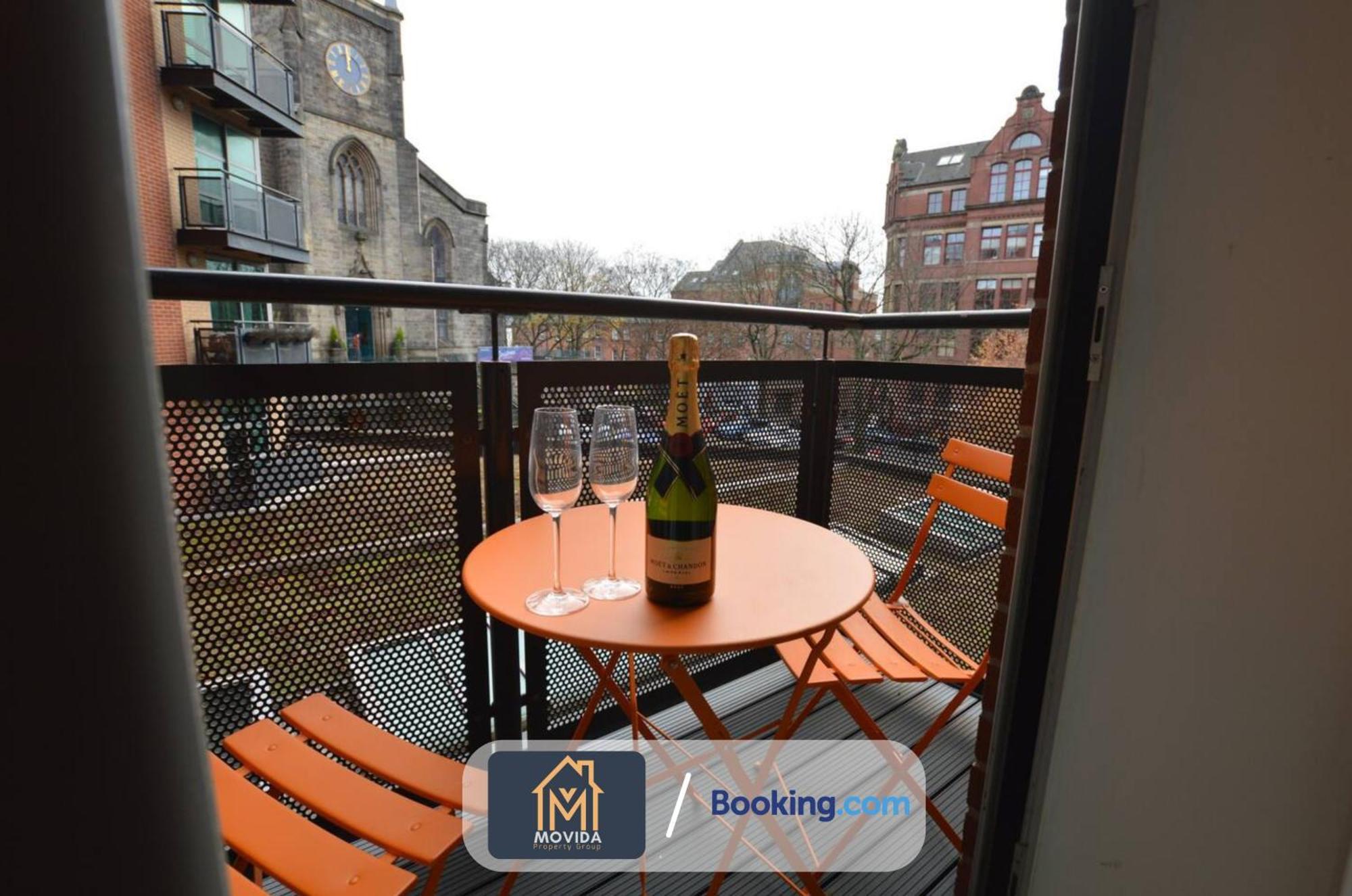 Lgi Stunning 1 Bedroom Apartment By Movida Property Group Short Lets & Serviced Accommodation Leeds  Exterior photo
